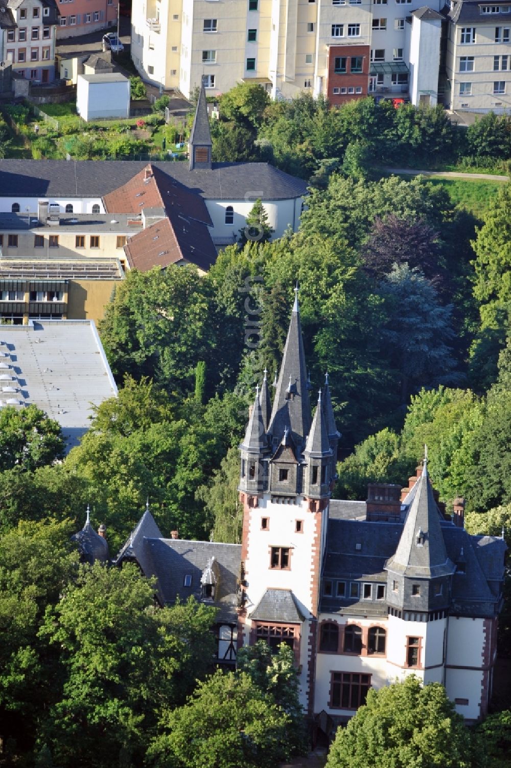 KÖNIGSSTEIN from above - View of the Villa Andreae in Königstein im Taunus. A monument that will be used as a residential and office buildings. The villa has at times been the headquarters of real estate businessman Utz Jurgen Schneider. The building was known as a film set for Hanni & Nanni