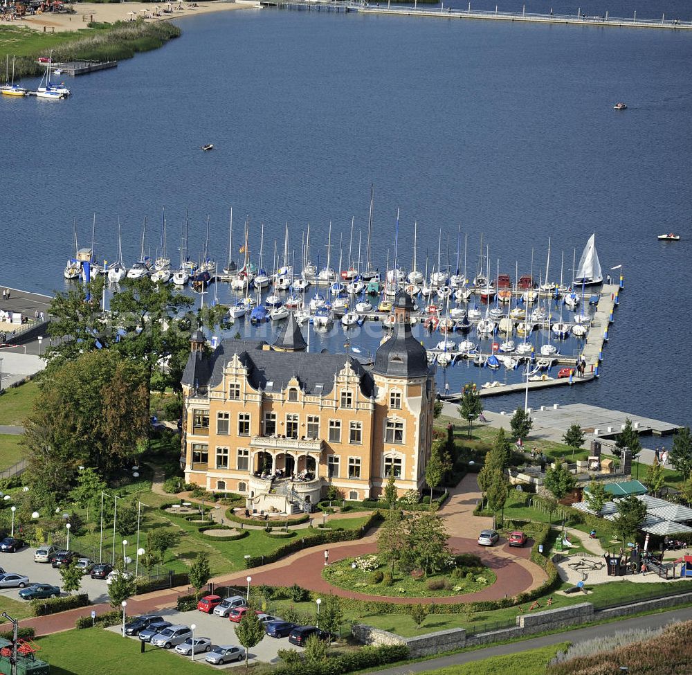 Aerial image Bitterfeld - Blick auf die Villa am Bernsteinsee. View of the villa Bernsteinsee.