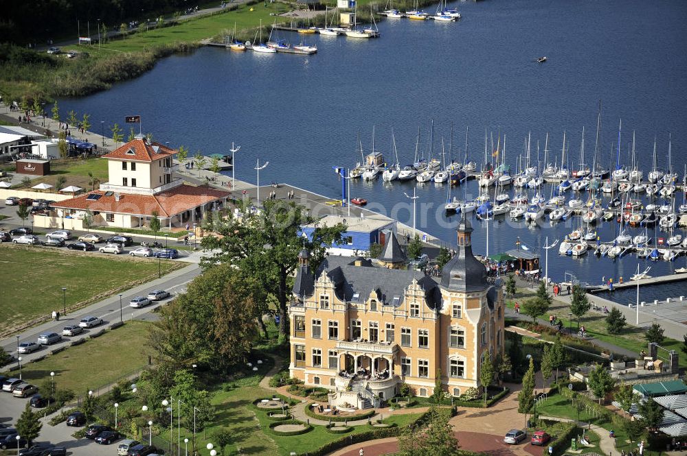 Bitterfeld from the bird's eye view: Blick auf die Villa am Bernsteinsee. View of the villa Bernsteinsee.