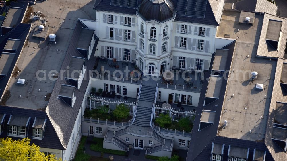 Bonn from the bird's eye view: Villa Camphausen retirement home in Bonn in the state North Rhine-Westphalia, Germany