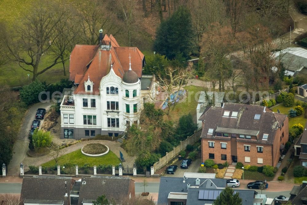 Bottrop from above - Villa Dickmann in the Bogenstrasse in Bottrop in the state of North Rhine-Westphalia, Germany