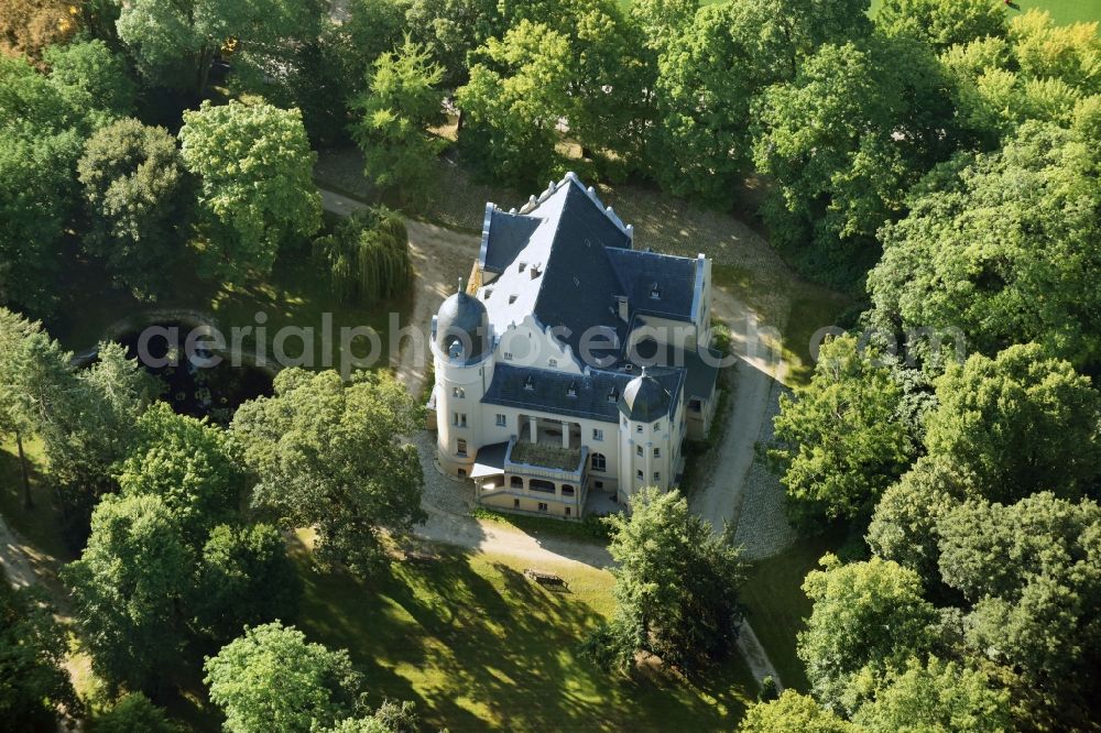 Aerial photograph Gera - Luxury villa in residential area of single-family settlement on Tschaikowskistrasse in Gera in the state Thuringia, Germany