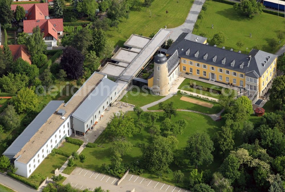 Weimar from the bird's eye view: In Windmuehlenstraße in Weimar in Thuringia is the so-called Villa Sauckel. The building is used as a training center for the Federal Employment Agency Weimar