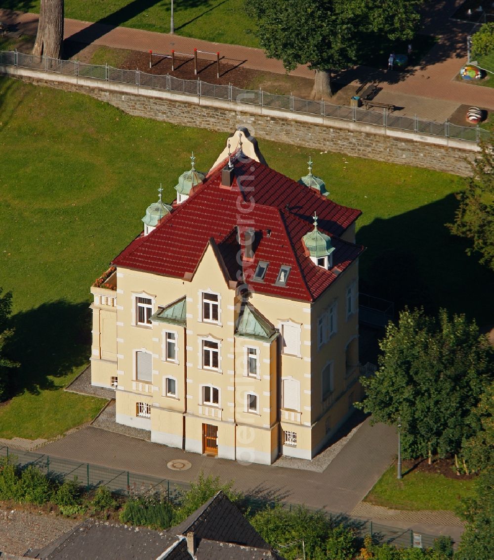 Neuenrade from the bird's eye view: View of the mansion Villa am Wall in Neuenrade in the state North Rhine-Westphalia