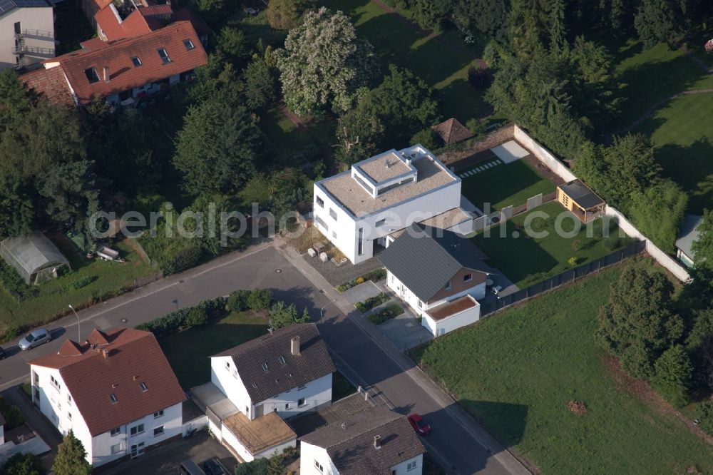 Kandel from above - Luxury villa in residential area of single-family settlement in of Eichendorffstrasse in Kandel in the state Rhineland-Palatinate, Germany