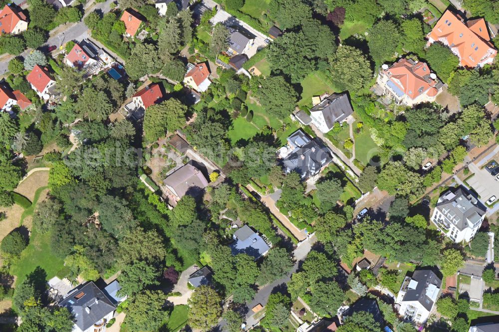 Aerial image Potsdam - Luxury villa in residential area of single-family settlement on Rosa-Luxemburg-Strasse in the district Babelsberg Nord in Potsdam in the state Brandenburg, Germany