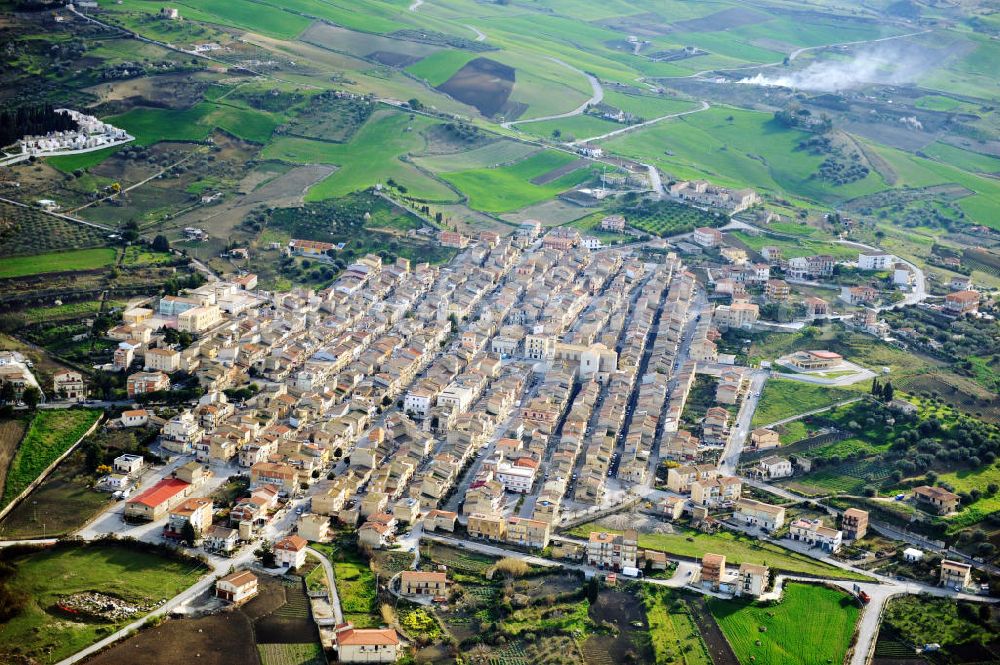 Aerial photograph Villalba / Sizilien - Cityscape of Villalba with the church San Giuseppe at Sicily in Italy