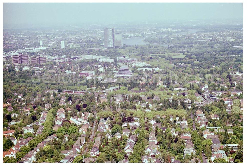 Aerial photograph Bad Godesberg / Bonn - 28.05.04 Bad Godesberg / Bonn Villenviertel an der Rheinstraße Ecke Jean-Paul-Straße in Bonn. Ein Objekt der IKV GmbH Wiesbaden.