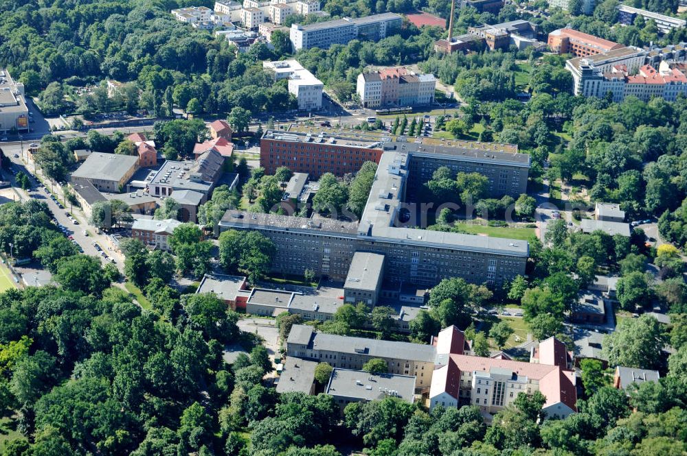 Aerial photograph Berlin Friedrichshain - Krankenhaus Vivantes Klinikum im Friedrichshain in Berlin. Hospital Vivantes clinical centre in Friedrichshain in Berlin.