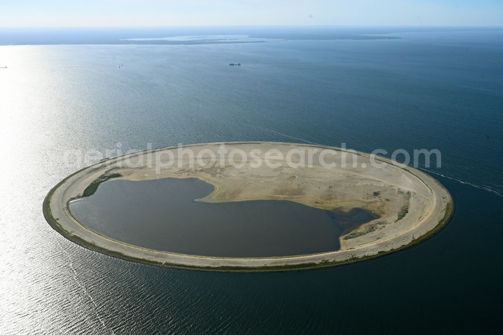Aerial image Swinemünde - Circular bird protection island and intended biotope of Polish Society for the Protection of Birds (OTOP) on the water surface of the Szczecin Lagoon in Swinoujscie in West Pomeranian Voivodeship, Poland