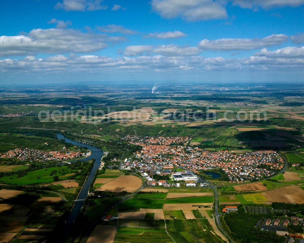 Aerial photograph Volkach - Volkach in the Lower Franconia region of the state of Bavaria. The city is located on the river Main in the main-franconian winery region