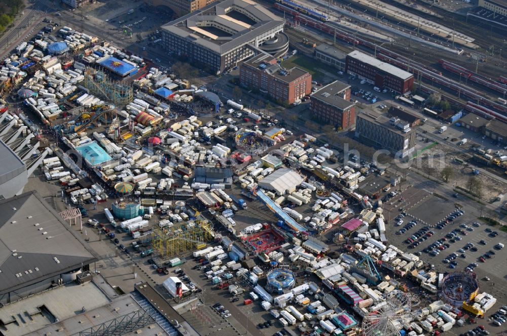 Aerial image Bremen - Hype Freimarkt in the city of Bremen