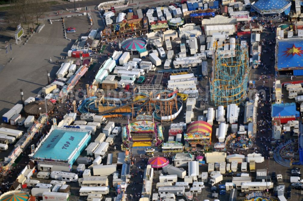 Bremen from above - Hype Freimarkt in the city of Bremen