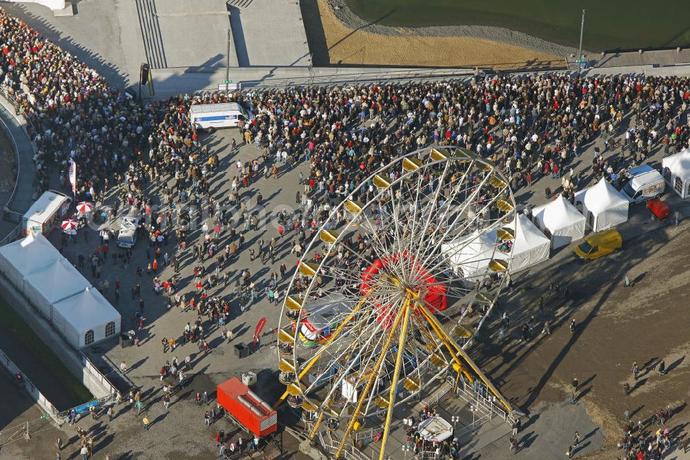 Aerial image Dortmund - Volksfest an der Hörder Burg zur Flutung des Phoenix-Sees. Festival at the Castle Horde in celebration of the flooding of the Lake Phoenix.