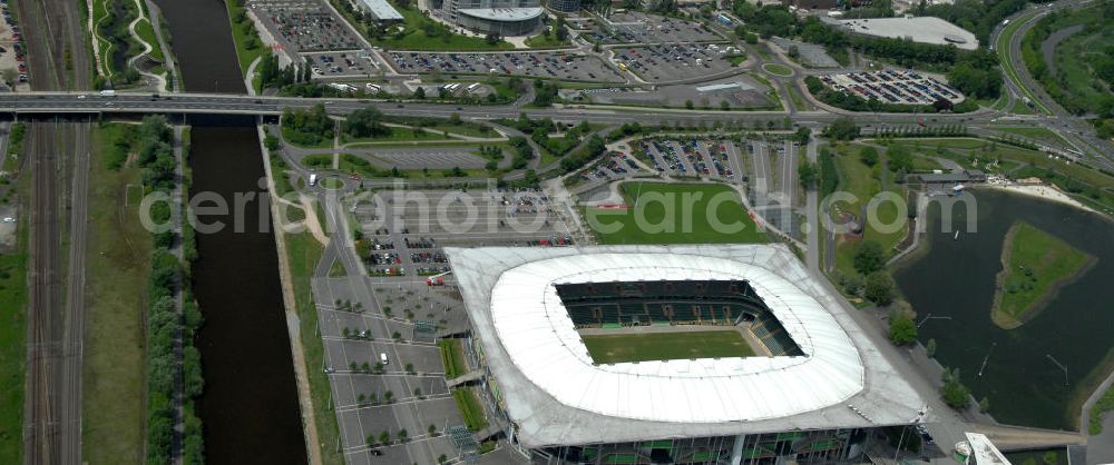 Aerial image Wolfsburg - Blick auf die Volkswagen Arena in den Allerwiesen 1 in 38446 Wolfsburg. Das moderne Stadion ist Heimstätte des VfL Wolfsburg. View of the Volkswagen Arena in Wolfsburg Allerwiese 1 in 38 446. The modern stadium is home to VfL Wolfsburg.