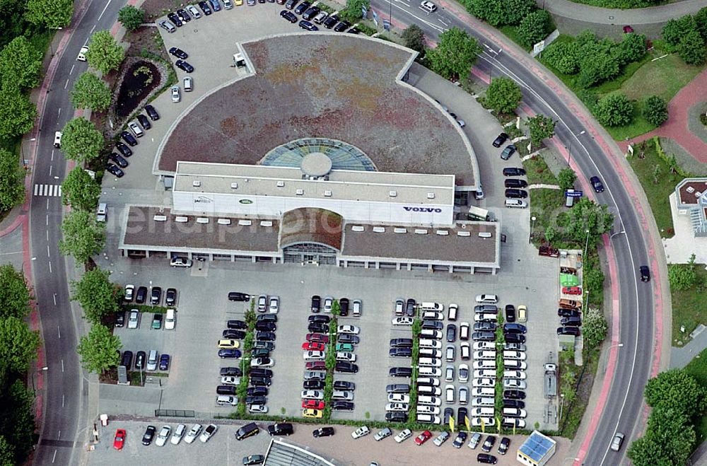 Aerial image Saarlouis - VOLVO-Autohaus Kreuzer an der St. Nazairer Allee 1a in 66740 Saarlouis. (Tel.: 06831-48720) Datum: 26.05.2003