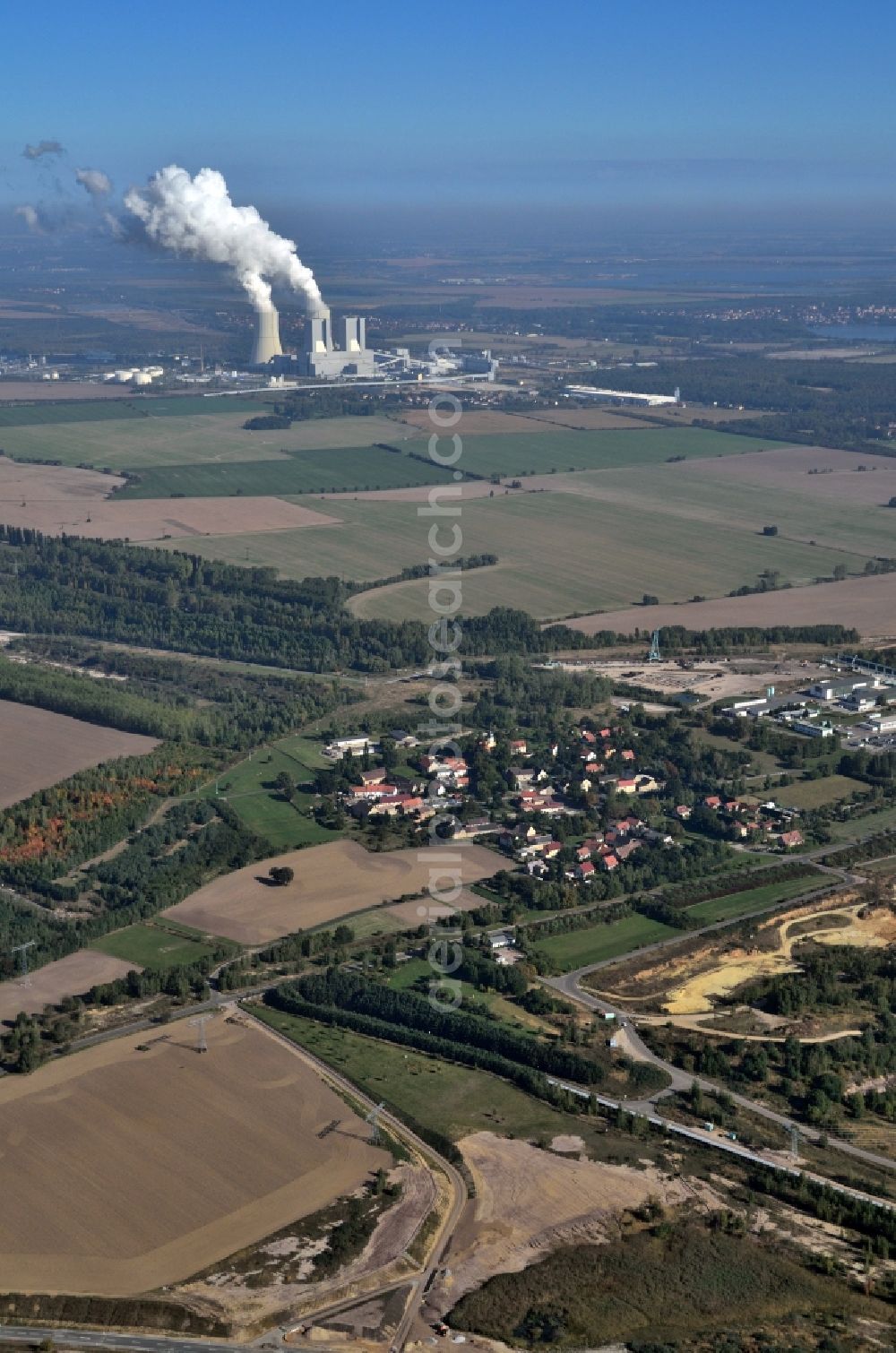 Aerial photograph Pödelwitz - View of the village Poedelwitz at the coal mine Schleenhain in the state Saxony