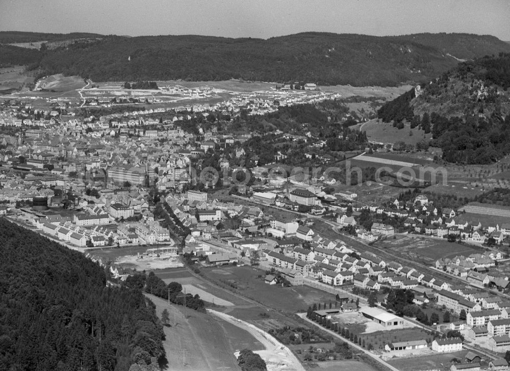 Aerial image Albstadt - Surrounded by forest and forest areas center of the streets and houses and residential areas in the district Ebingen in Albstadt in the state Baden-Wuerttemberg, Germany