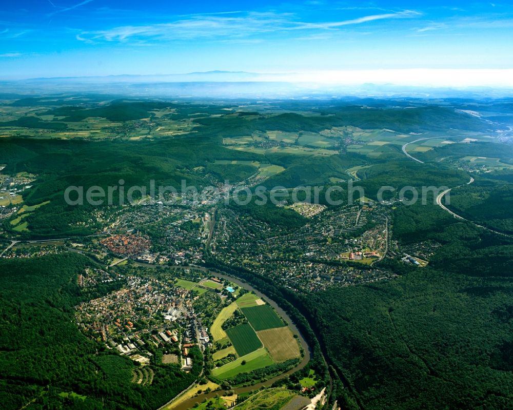 Aerial image Hann. Münden - Surrounded by forest and forest areas center of the streets and houses and residential areas in Hann. Muenden in the state Lower Saxony, Germany