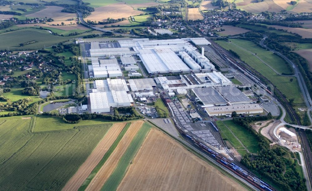 Zwickau from the bird's eye view: View of the VW - factory of Volkswagen AG in Zwickau in the state of Saxony