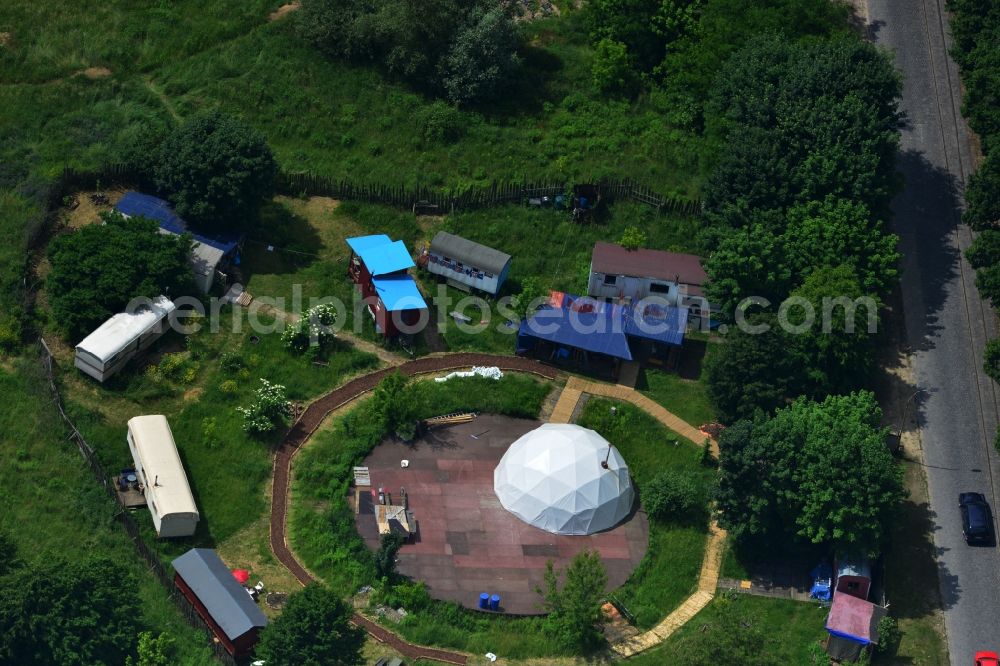 Aerial image Rüdersdorf - Carriages and campground on the road of youth - school street Ruedersdorf in Brandenburg