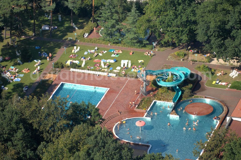 Aerial image Niesky - Blick auf das Waldbad im Freizeitpark Niesky in der Oberlausitz. Die Kleinstadt Niesky liegt im Landkreis Görlitz in Sachsen. Das beheizte Waldbad ist sehr idyllisch gelegen und bietet ein Schwimmerbecken, eine große Rutsche und ein Nicht-Schwimmerbereich. Kontakt: Freizeitpark Niesky, Plittstraße 20, 02906 Niesky, Tel. +49 (0) 35 88 25 31 10, E-Mail: info@stadtwerke-niesky.de