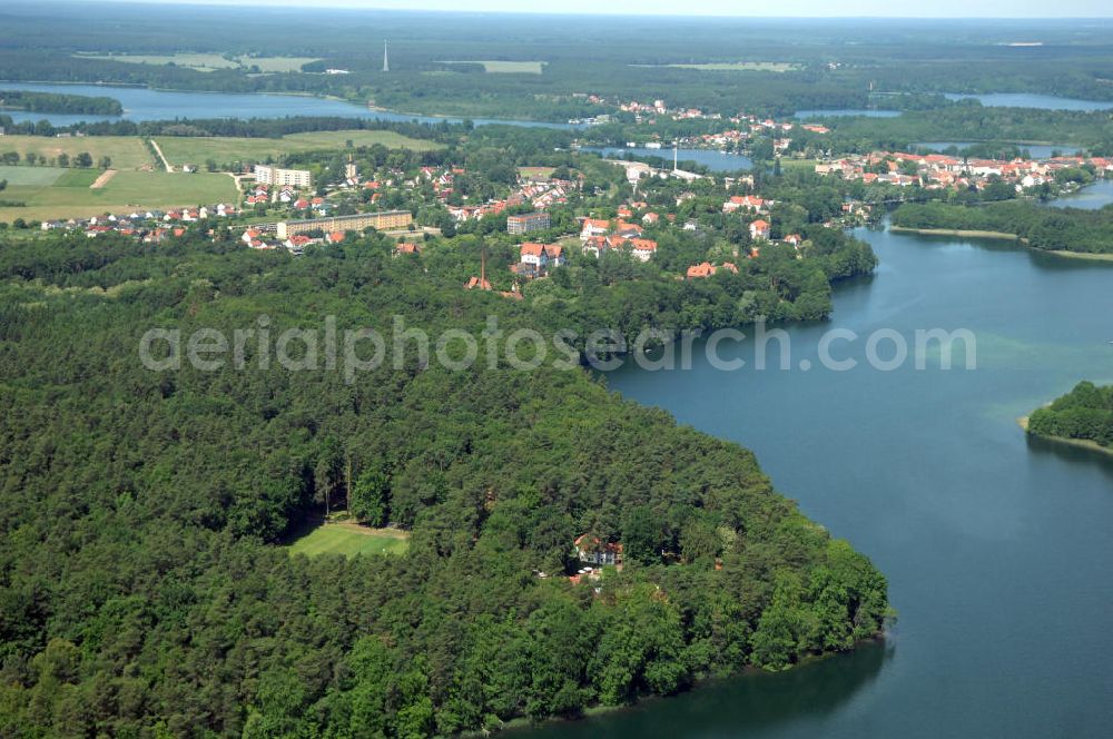 Aerial image LYCHEN - Blick auf das Waldhotel Sängerslust am Zenssee in Lychen. Kontakt: Familie Hinrichs, Haus am Zenssee 2, 17279 Lychen, Tel. +49(0)39888 646-00, Fax +49(0)39888 646-46, e-mail: info@saengerslust.de