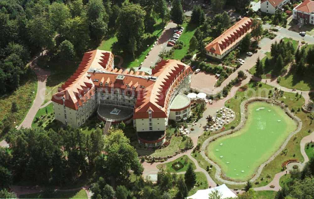 Aerial photograph Wandlitz / Brandenburg - Waldsiedlung in Wandlitz / Brandenburg Blick auf Brandenburgklinik (Herzzentrum) Adresse: Brandenburg Klinik GmbH & Co. KG BGB Brandenburgallee 1 16321 Bernau - Waldsiedlung Tel.: 033397 / 3 - 0 Fax: 033397 / 3 - 33 - 44 Homepage: