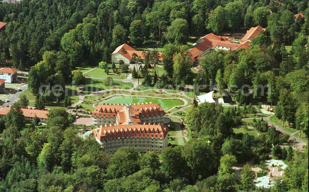 Aerial photograph Wandlitz / Brandenburg - Waldsiedlung in Wandlitz / Brandenburg Blick auf Brandenburgklinik (Herzzentrum) Adresse: Brandenburg Klinik GmbH & Co. KG BGB Brandenburgallee 1 16321 Bernau - Waldsiedlung Tel.: 033397 / 3 - 0 Fax: 033397 / 3 - 33 - 44 Homepage: