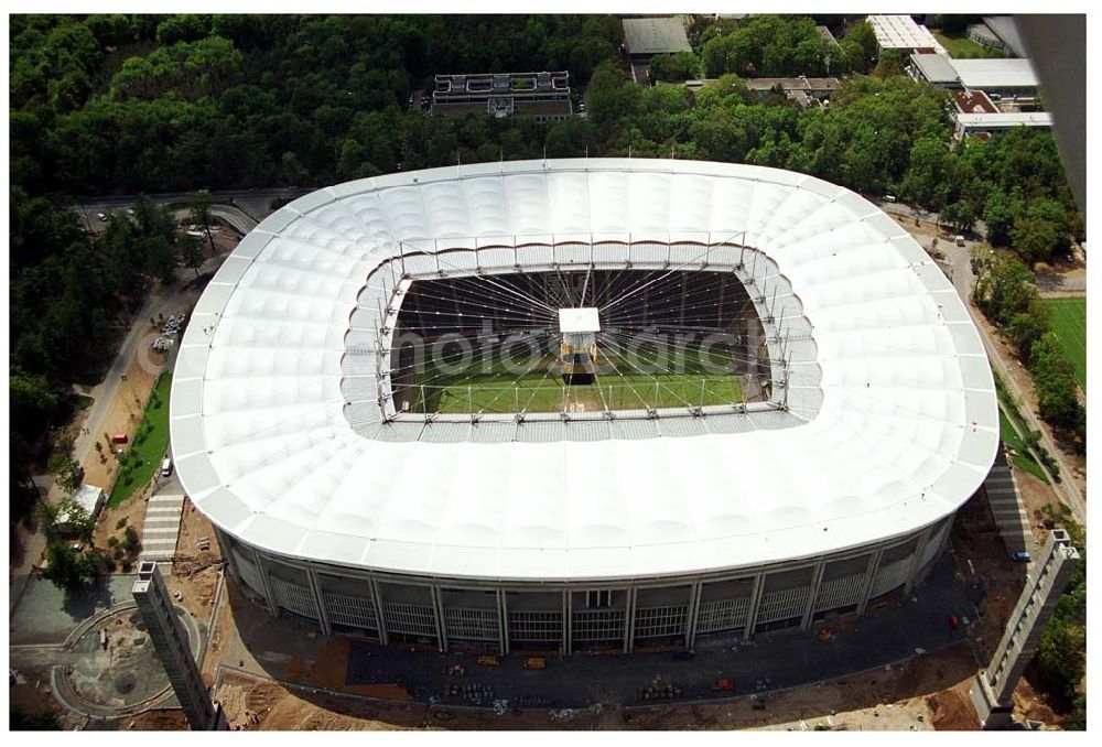 Frankfurt from the bird's eye view: Umbau des Waldstadions ( Commerzbank-Arena ) Frankfurt (Eintracht Frankfurt)an der Mörfelder Landstraße 362 in 60528 in Frankfurt/ Main durch die Firma MAX BÖGL, Schüßler Plan (Projektsteuerung), Architekten: gmp Gerkan, Marg & Partner Hamburg,