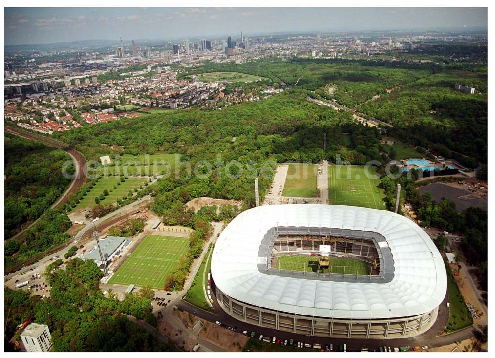 Frankfurt from the bird's eye view: Umbau des Waldstadions ( Commerzbank-Arena ) Frankfurt (Eintracht Frankfurt)an der Mörfelder Landstraße 362 in 60528 in Frankfurt/ Main durch die Firma MAX BÖGL, Schüßler Plan (Projektsteuerung), Architekten: gmp Gerkan, Marg & Partner Hamburg,