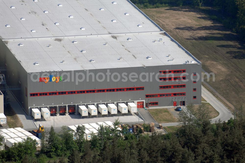 Aerial image Langenselbold - Erweiterungsbau Logistiklager My Toys am Warenverteilzentrum Schwab im Gewerbegebiet Langenselbold. Ein Projekt der ECE Projektmanagement G.m.b.H & Co. KG. Annex building of the logistics centre My Toys at the distribution centre Schwab in the business park Langenselbold. A project of ECE Projektmanagement G.m.b.H & Co. KG.