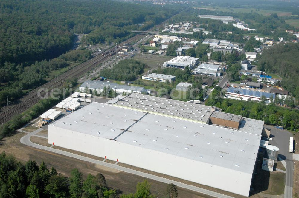 Aerial image Langenselbold - Erweiterungsbau Logistiklager My Toys am Warenverteilzentrum Schwab im Gewerbegebiet Langenselbold. Ein Projekt der ECE Projektmanagement G.m.b.H & Co. KG. Annex building of the logistics centre My Toys at the distribution centre Schwab in the business park Langenselbold. A project of ECE Projektmanagement G.m.b.H & Co. KG.