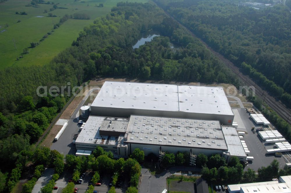 Aerial photograph Langenselbold - Erweiterungsbau Logistiklager My Toys am Warenverteilzentrum Schwab im Gewerbegebiet Langenselbold. Ein Projekt der ECE Projektmanagement G.m.b.H & Co. KG. Annex building of the logistics centre My Toys at the distribution centre Schwab in the business park Langenselbold. A project of ECE Projektmanagement G.m.b.H & Co. KG.