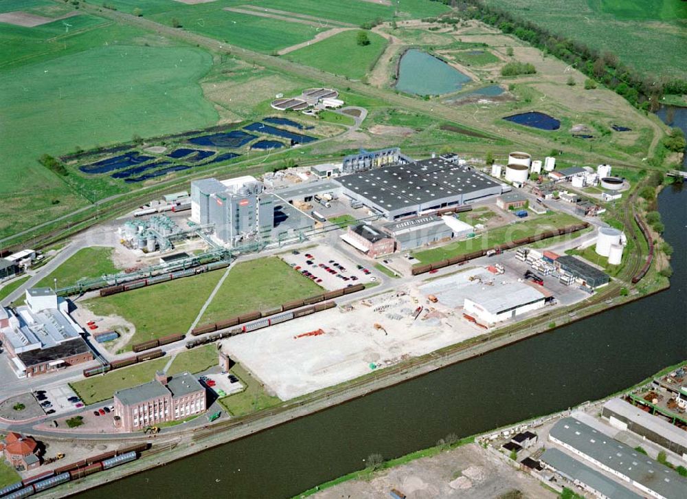 Genthin from the bird's eye view: Waschmittelwerk der HENKEL AG in Genthin.