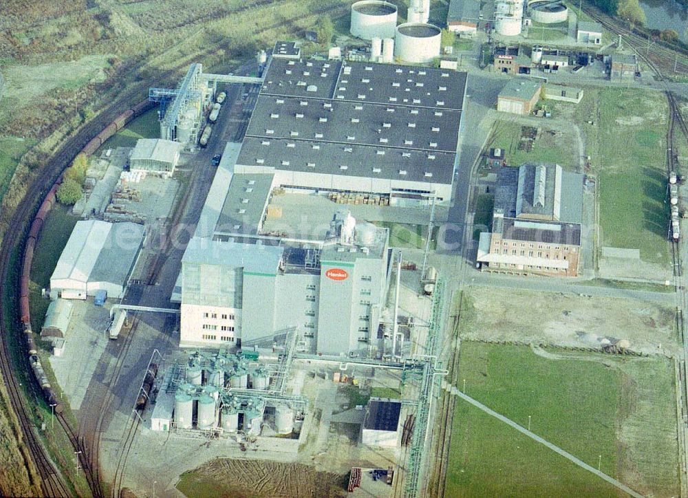 Aerial photograph Genthin - Waschmittelwerk der HENKEL AG (SPEE-Werk) in Genthin - Sachsen - Anhalt.