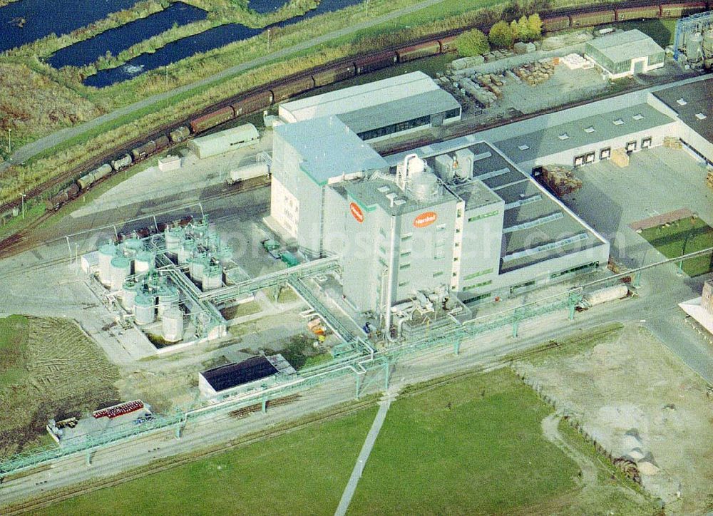 Genthin from the bird's eye view: Waschmittelwerk der HENKEL AG (SPEE-Werk) in Genthin - Sachsen - Anhalt.