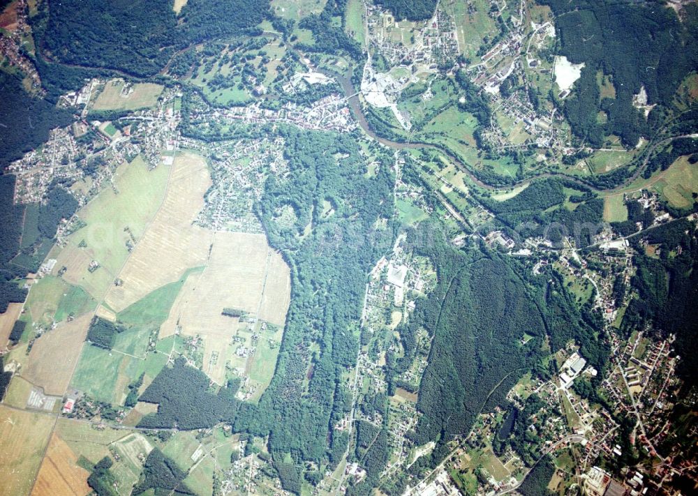 Bad Muskau from the bird's eye view: Building and castle park systems of water castle on Schlossstrasse in Fuerst-Pueckler-Park in Bad Muskau in the state Saxony, Germany