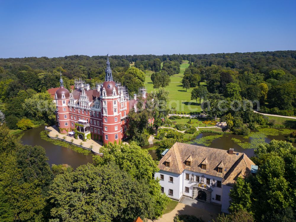 Aerial image Bad Muskau - Building and castle park systems of water castle on Schlossstrasse in Fuerst-Pueckler-Park in Bad Muskau in the state Saxony, Germany