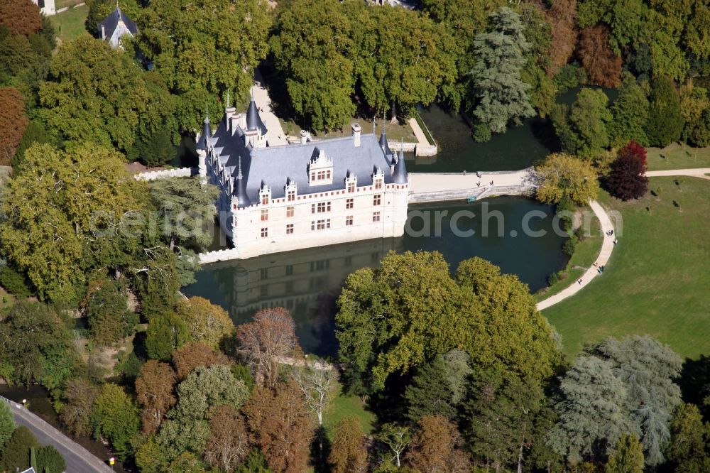 Aerial photograph Azay le Rideau - Building and castle park systems of water castle Chateau Azay le Rideau in Azay le Rideau in Centre-Val de Loire, France. The two-wing Renaissance building is one of the best known and most beautiful castles of the Loire Region, although it is on the river Indre