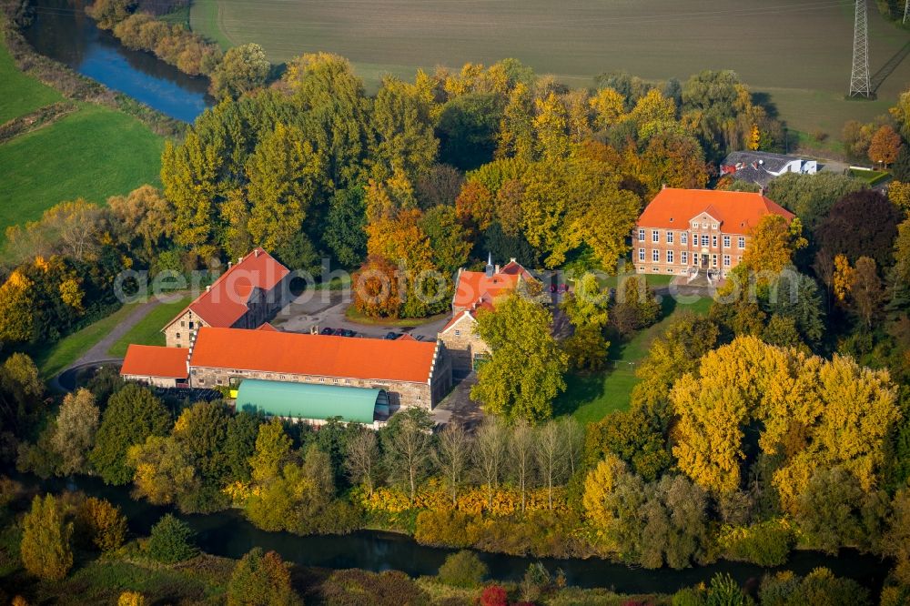 Aerial image Hamm - Building and castle park systems of water castle Haus Uentrop on Lippe river in Hamm in the state North Rhine-Westphalia