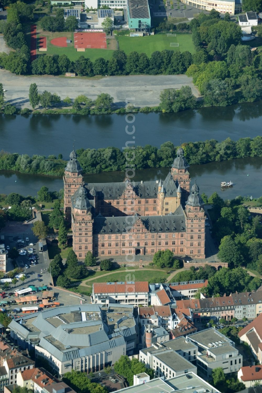 Aerial image Aschaffenburg - Building and castle park systems of water castle Johannisburg in Aschaffenburg in the state Bavaria