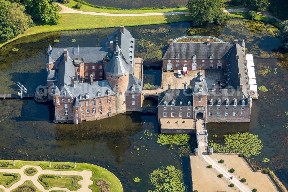 Isselburg from above - Building and castle park systems of water castle Museum Wasserburg Anholt in Isselburg in the state North Rhine-Westphalia