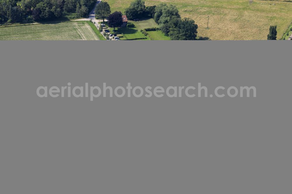 Raesfeld from the bird's eye view: Building and castle park systems of water castle Raesfeld on street Freiheit in Raesfeld in the state North Rhine-Westphalia, Germany