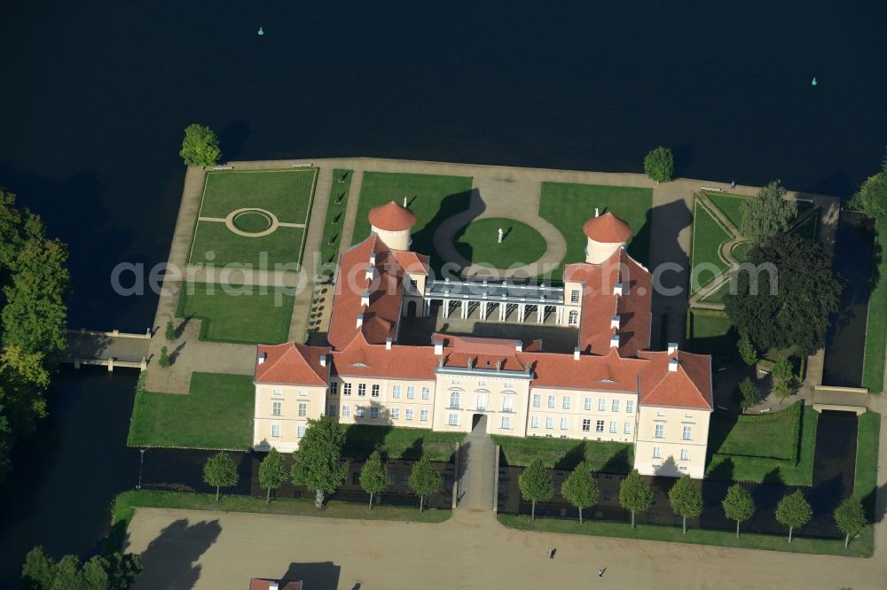 Rheinsberg from above - Building and castle park systems of water castle Schloss Rheinsberg in Rheinsberg in the state Brandenburg