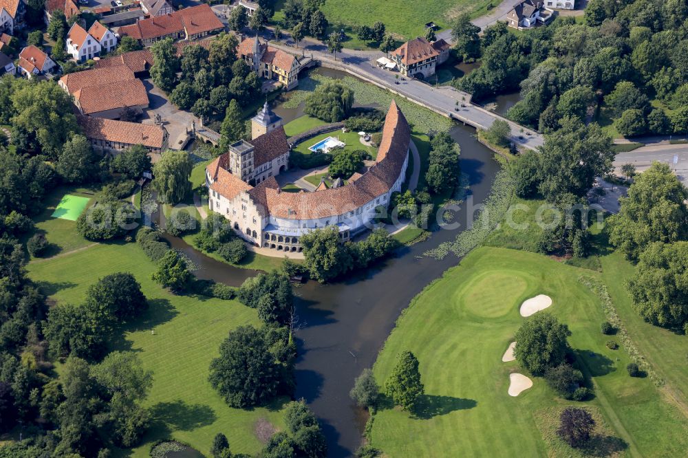 Aerial image Steinfurt - Building and castle park systems of water castle in the district Burgsteinfurt in Steinfurt in the state North Rhine-Westphalia, Germany