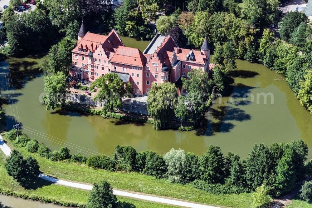 Aerial photograph Taufkirchen (Vils) - Building and castle park systems of water castle Taufkirchen in Taufkirchen (Vils) in the state Bavaria, Germany