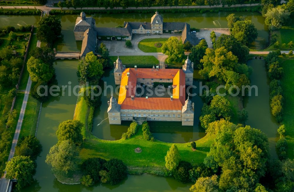 Aerial image Ascheberg - Building and castle park systems of water castle Westerwinkel in Ascheberg in the state North Rhine-Westphalia