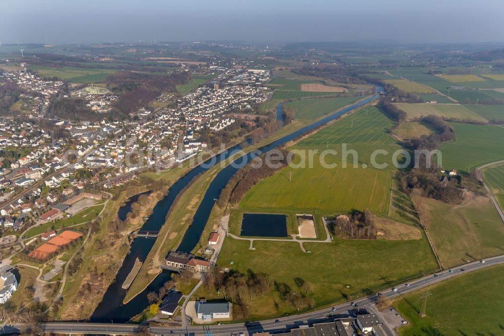 Aerial image Menden - Hydropower plant Schwitten at the mill race and the inlet weir for the power plant rift Froendenberg at the Ruhr river in Menden in the state North Rhine-Westphalia. Operators are Stadtwerke Froendenberg