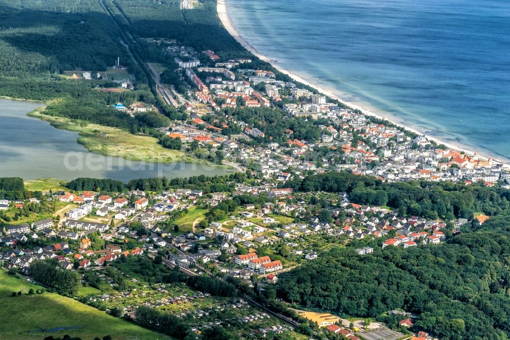 Aerial photograph Binz - Water surface at the seaside the Baltic Sea in Binz in the state Mecklenburg - Western Pomerania